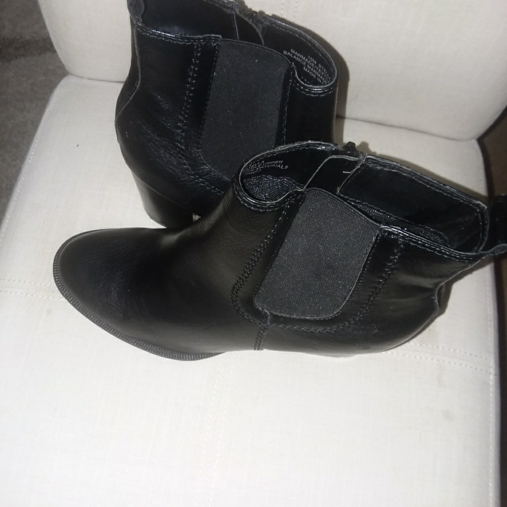 Women's black ankle boots